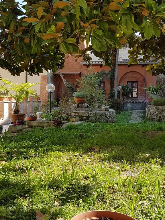 Il Giardino Segreto Di Ascoli Piceno Bed and Breakfast Buitenkant foto